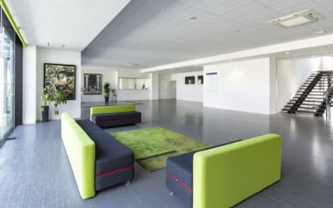 エントランスホール